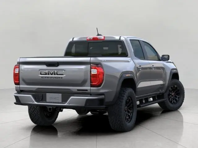 2026 GMC Canyon Elevation 4WD Crew Cab Short Box photo 4