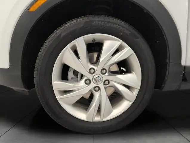 2025 Buick Encore GX Preferred AWD photo 3