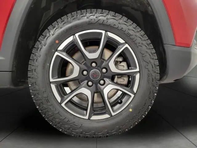 2025 Jeep Compass Trailhawk 4X4 photo 4