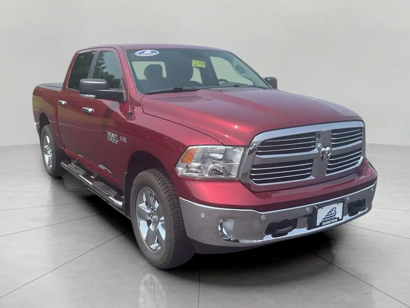 2015 RAM 1500 Big Horn/Lone Star 4x4 Crew Cab's photo