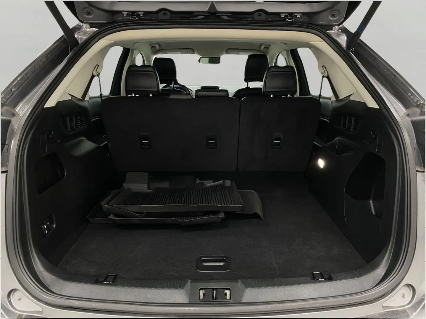 2024 Ford Edge SEL AWD photo 5