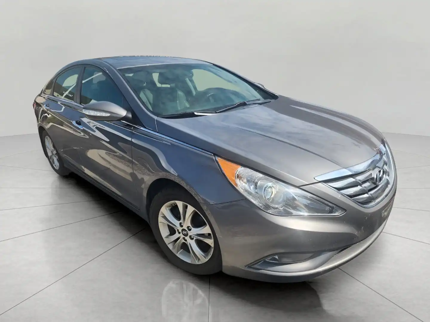 2013 Hyundai Sonata Limited I4 A/T PZEV's photo