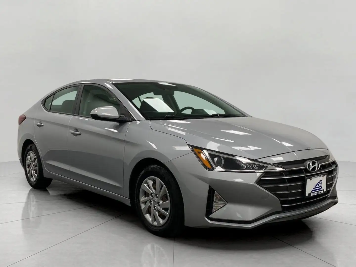 2020 Hyundai Elantra 2.0 SE A/T SULEV's photo