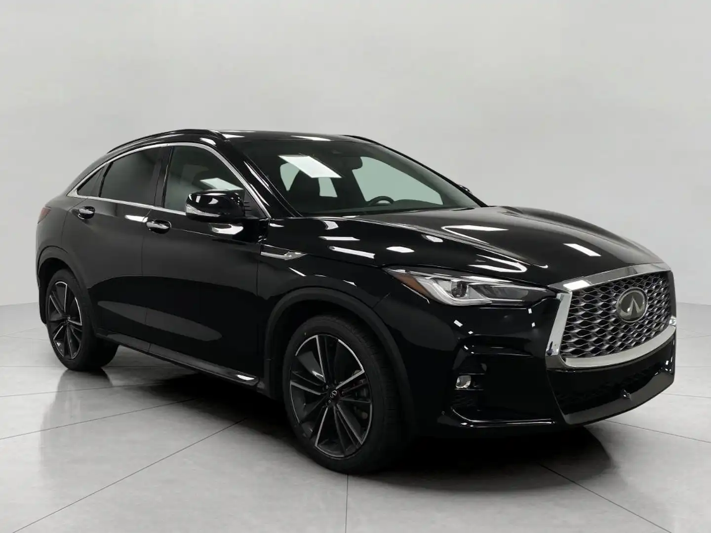 2023 INFINITI QX55 Luxe AWD's photo
