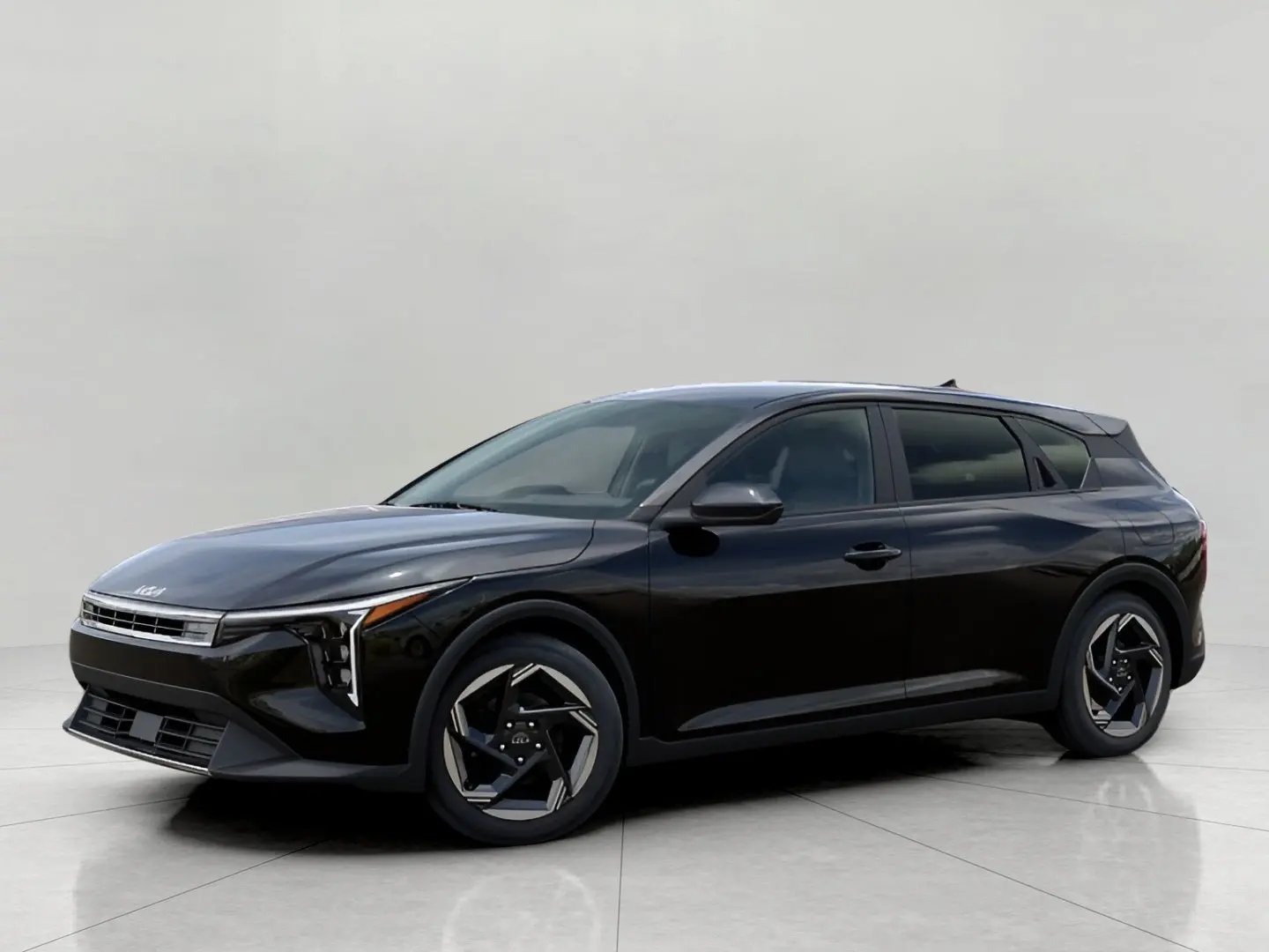 2026 Kia K4 EX AT Hatchback photo 3