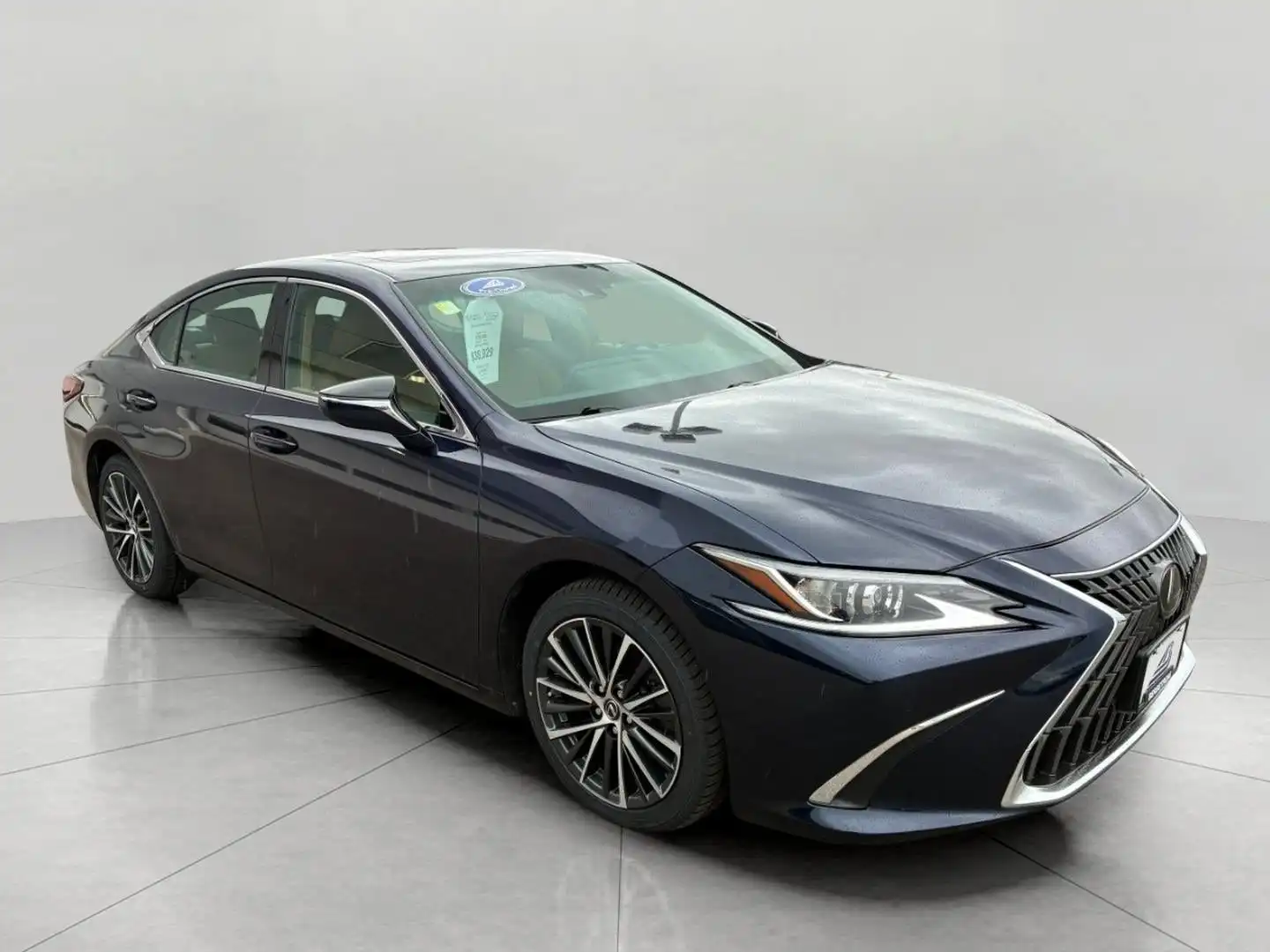 2024 Lexus ES 350 350's photo