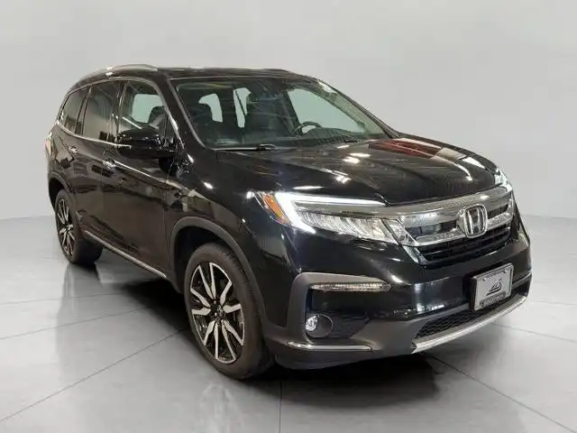 2021 Honda Pilot Touring AWD 7's photo