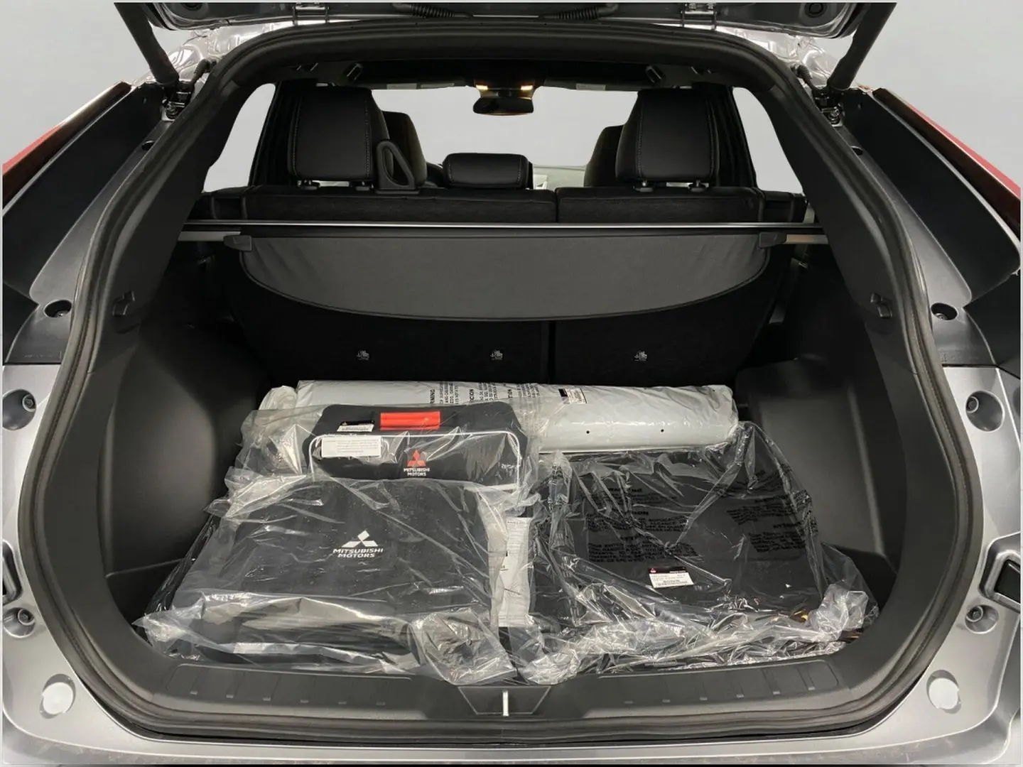 2026 Mitsubishi Eclipse Cross Black Edition S-AWC photo 5