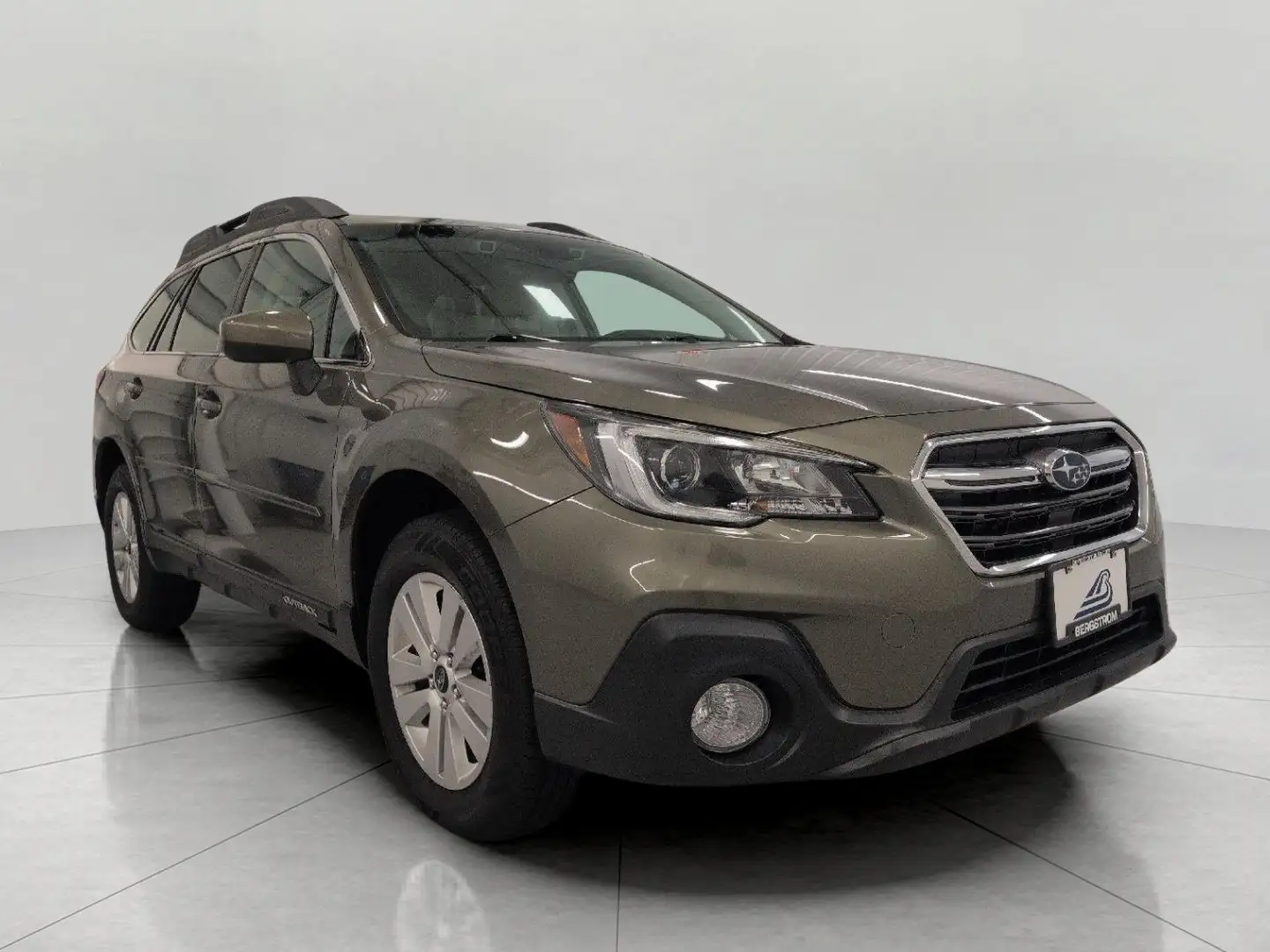 2019 Subaru Outback 2.5i Premium's photo