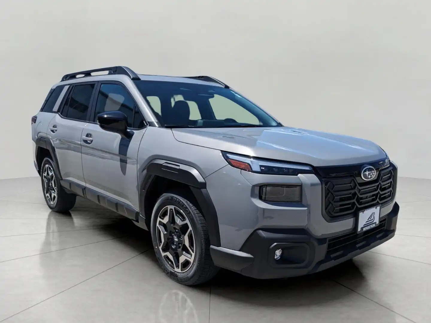 2026 Subaru Outback Touring's photo