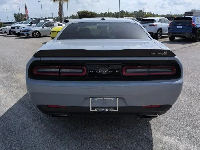 2021 Dodge Challenger R/T Scat Pack photo 5