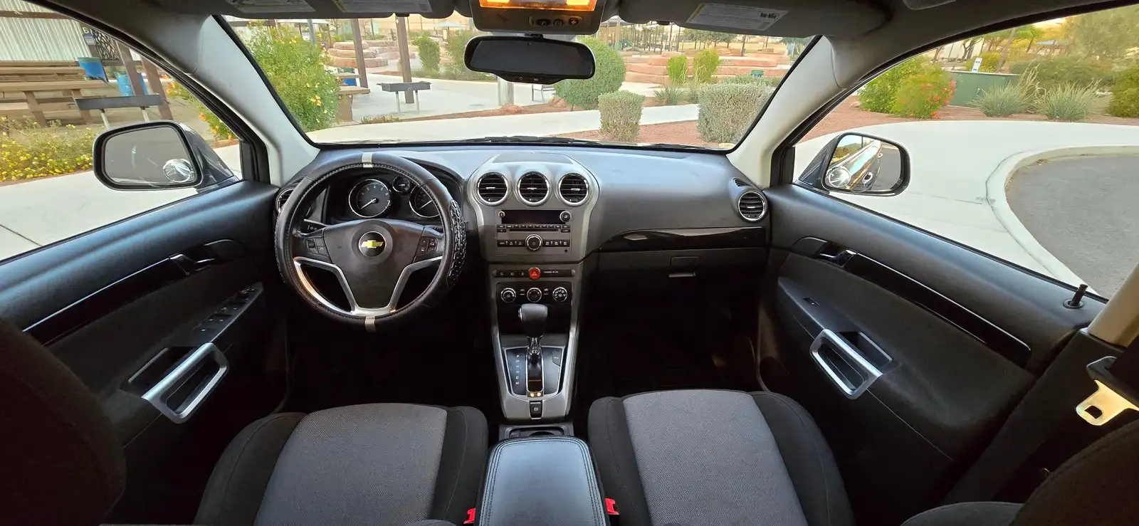 2013 Chevrolet Captiva Sport LT FWD's photo
