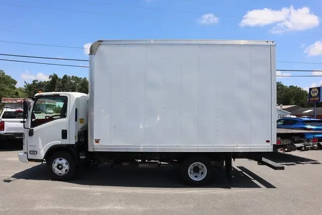 2024 Chevrolet Low Cab Forward Regular Cab 3500 Gas 109 WB photo 4