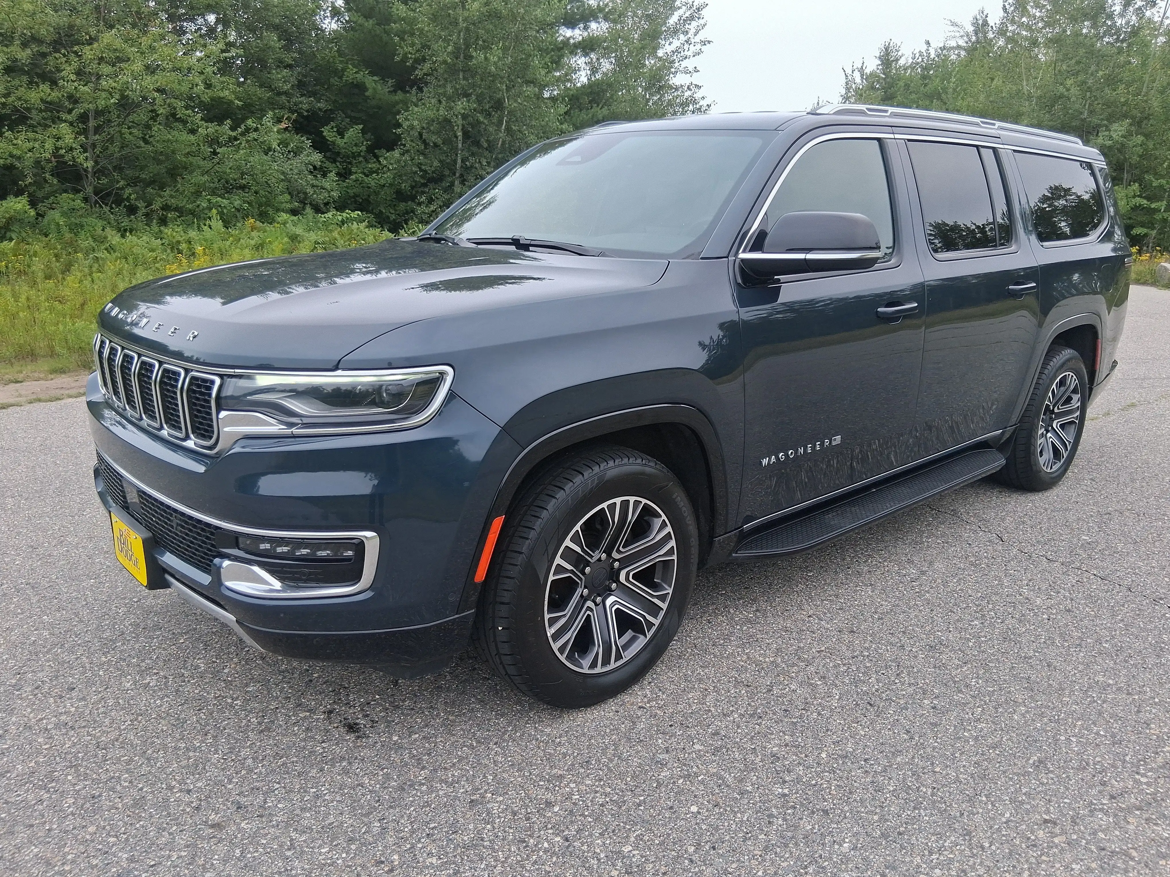 2024 Jeep Wagoneer L Series II 4WD's photo
