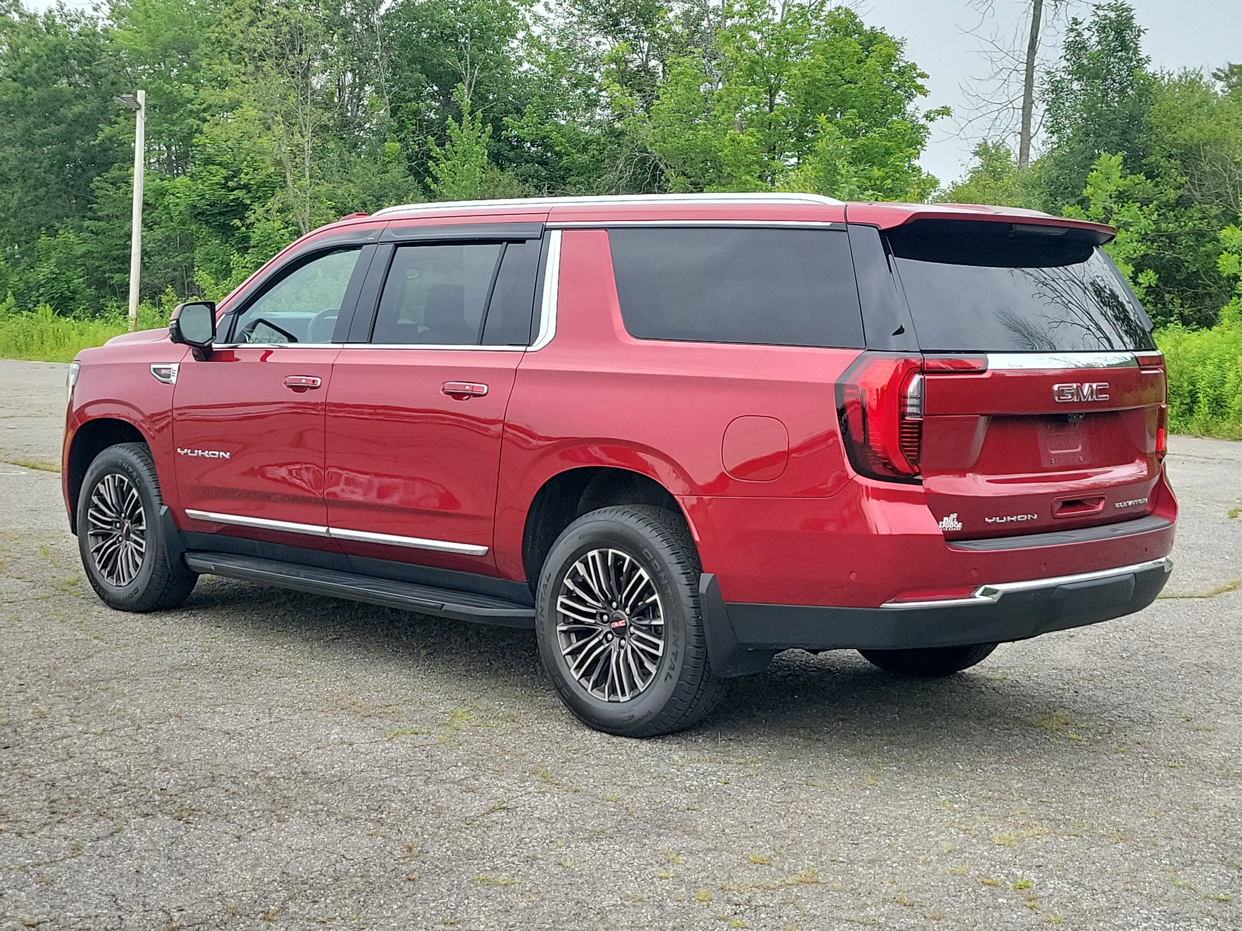 2026 GMC Yukon 4WD Elevation photo 5