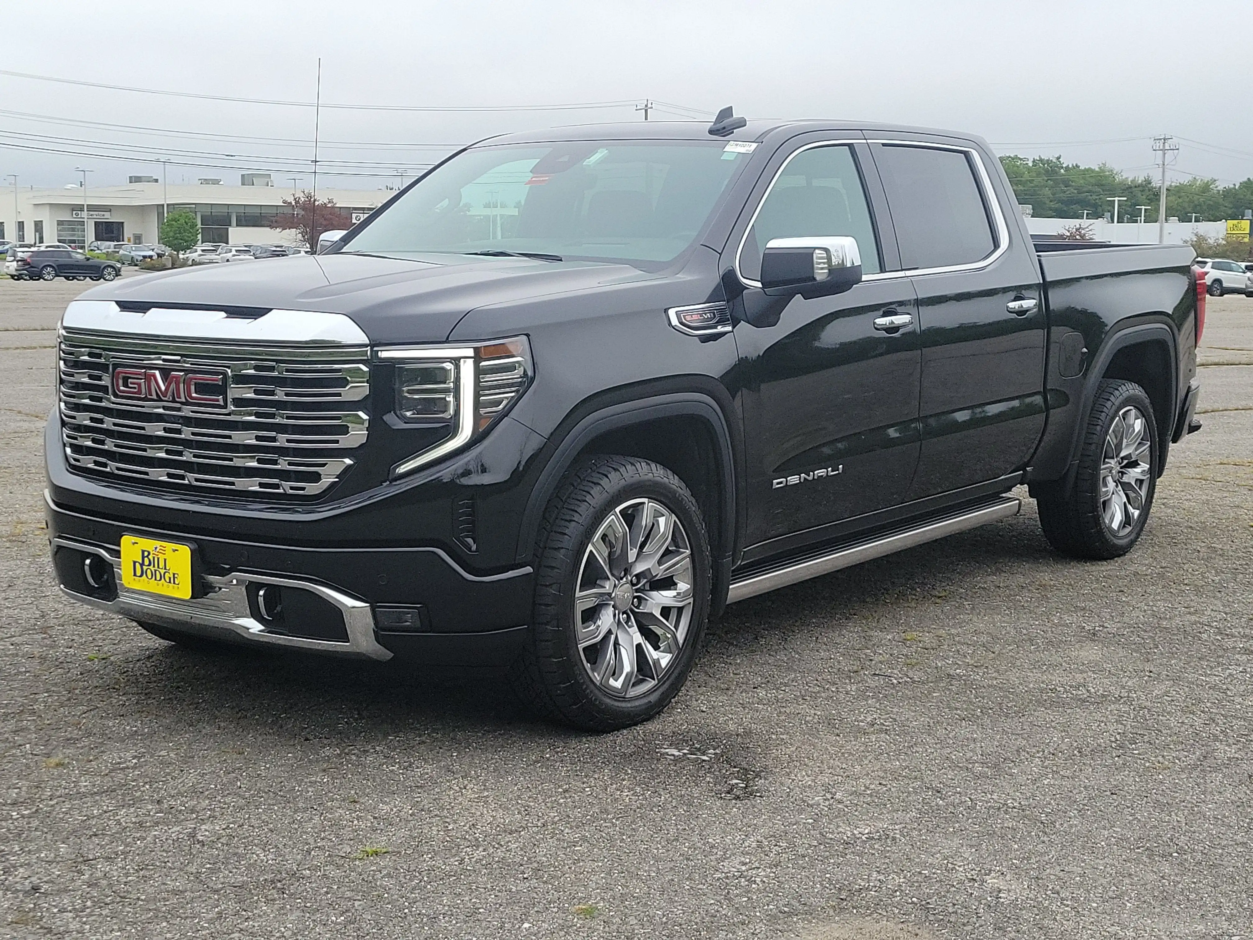 2025 GMC Sierra 4WD Crew Cab Short Box Denali's photo