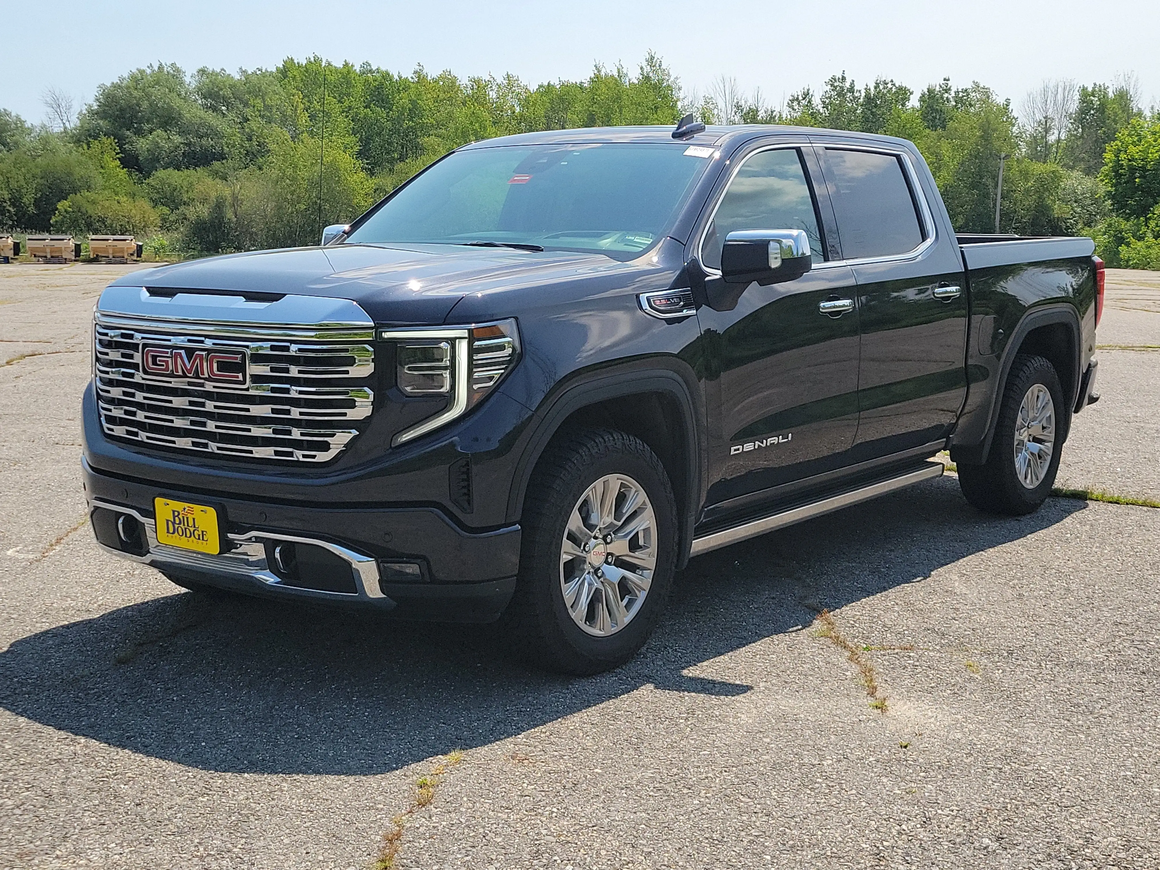 2025 GMC Sierra 4WD Crew Cab Short Box Denali's photo