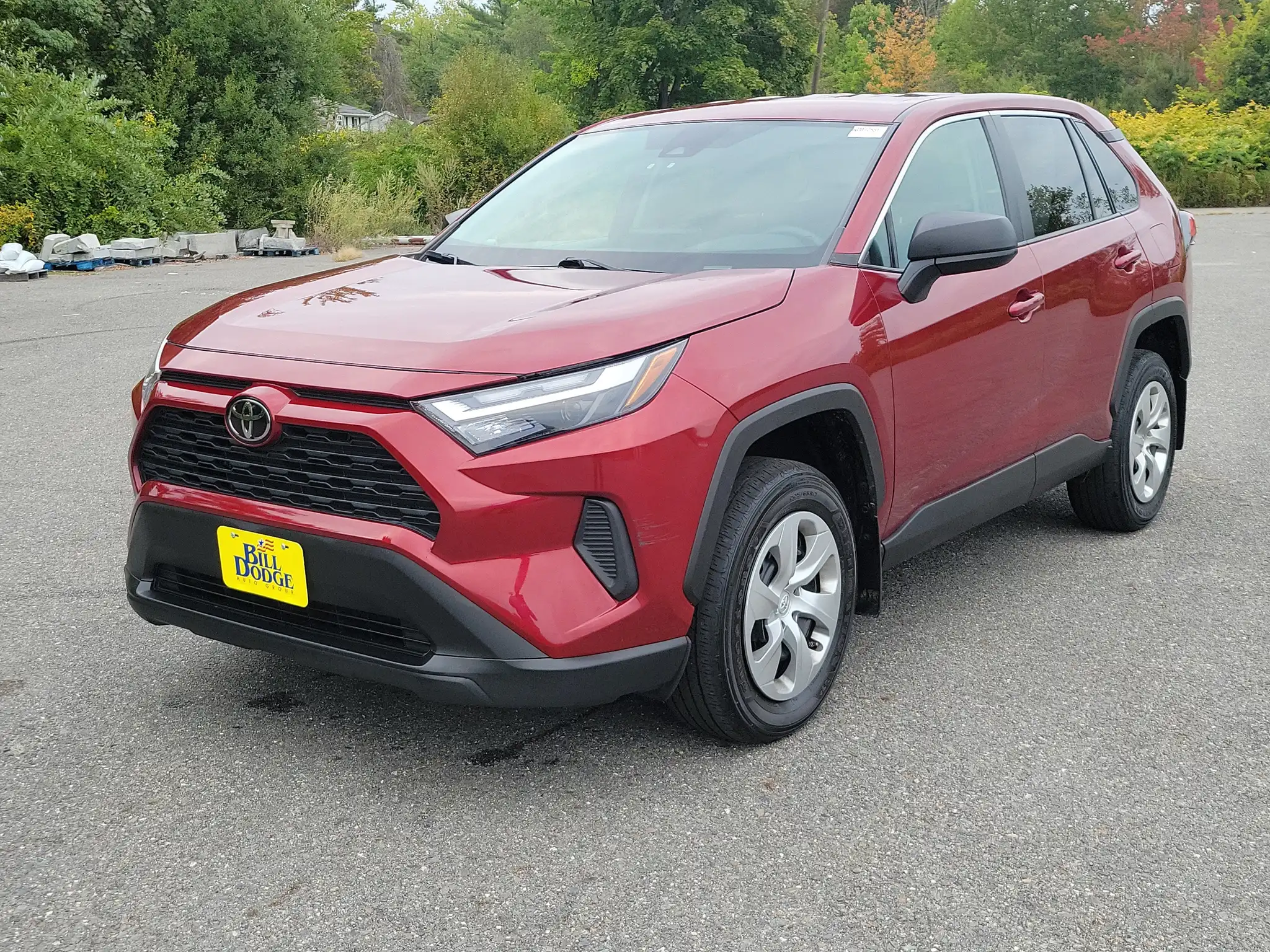 2023 Toyota RAV4 LE FWD's photo