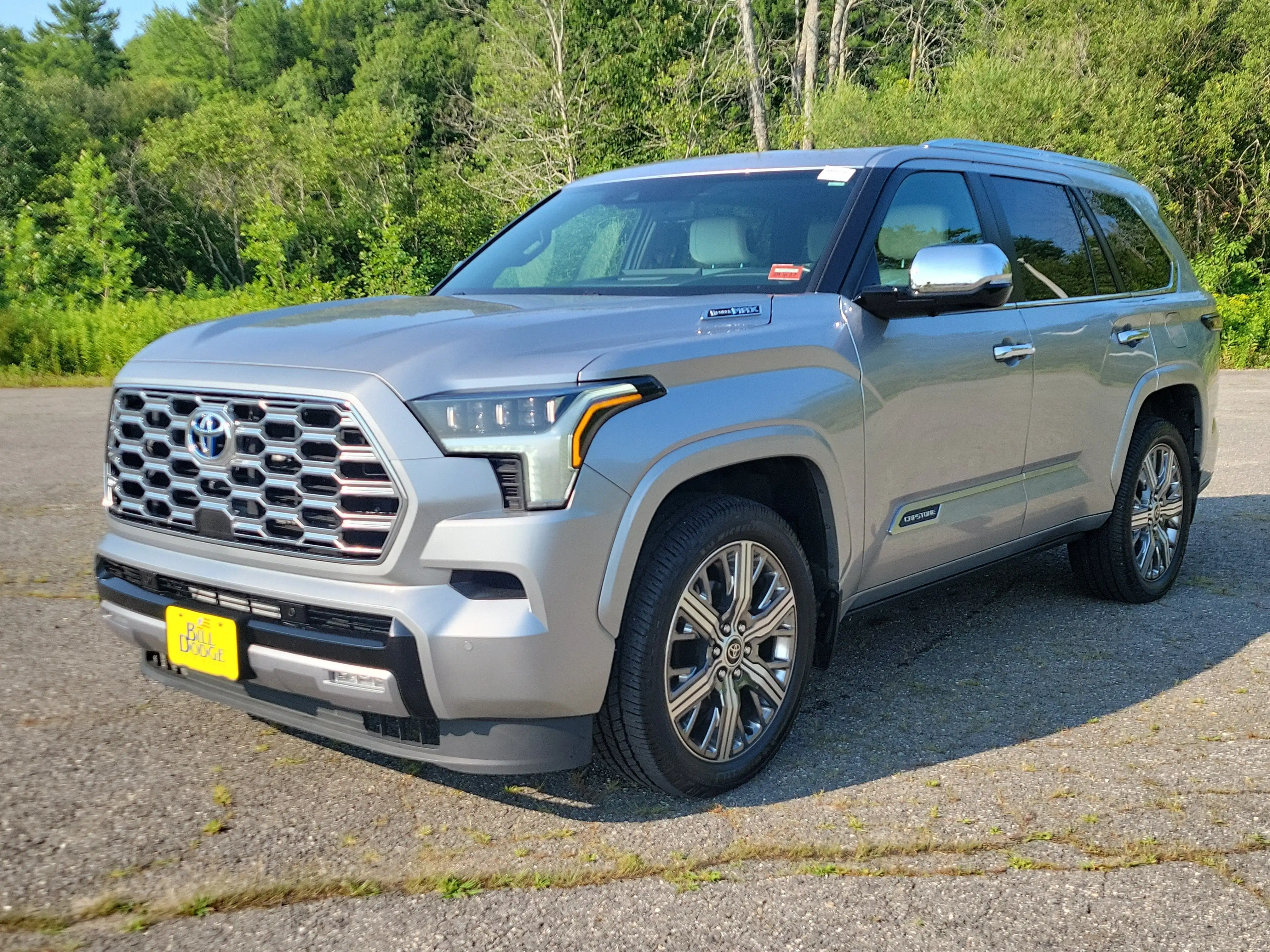 2024 Toyota Sequoia Capstone 4WD i-FORCE MAX Hybrid's photo