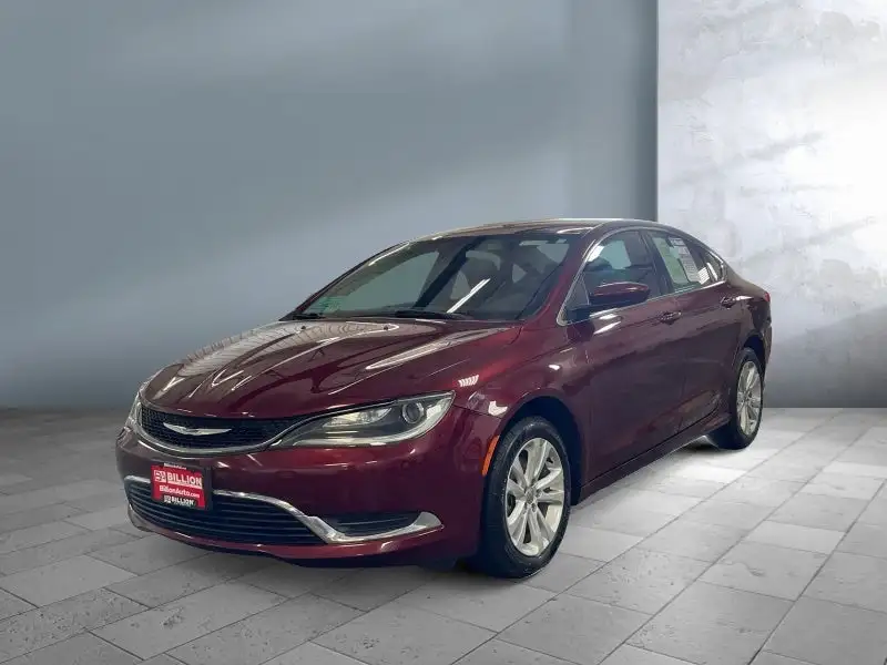 2016 Chrysler 200 Limited's photo