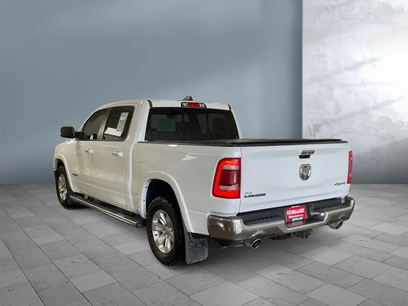 2022 RAM 1500 Laramie 4x4 Crew Cab 5'7 photo 4