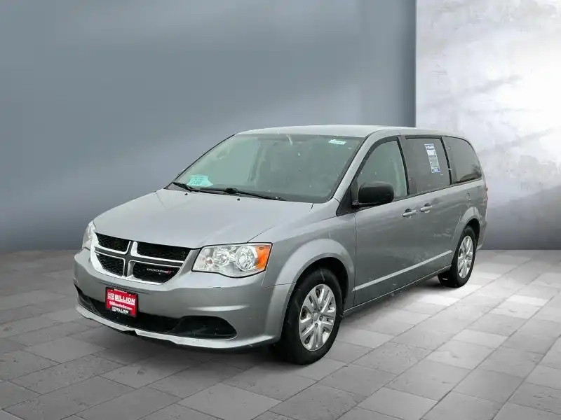 2018 Dodge Grand Caravan SE's photo