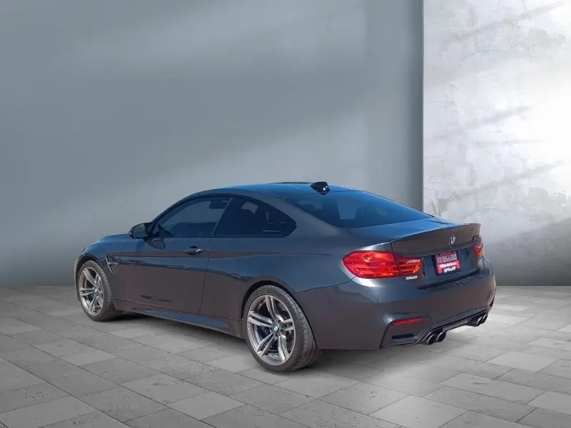 2015 BMW M4 Base photo 4