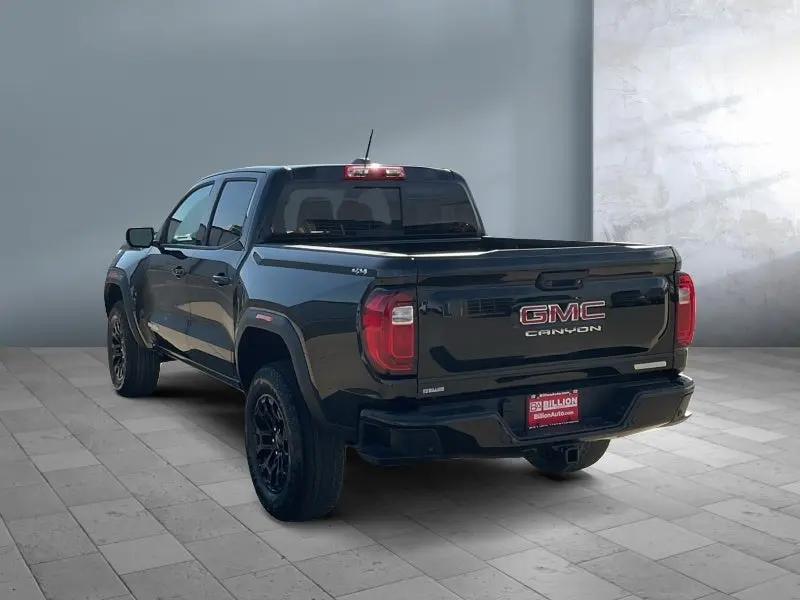 2026 GMC Canyon 4WD Elevation Crew Cab Short Box photo 4