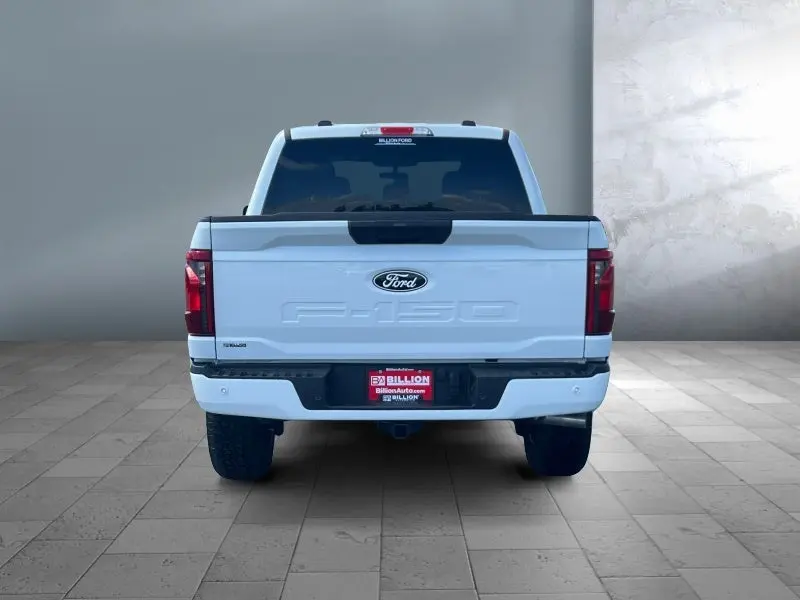2026 Ford F-150 XLT 4WD SuperCrew 5-1/2' Box photo 5
