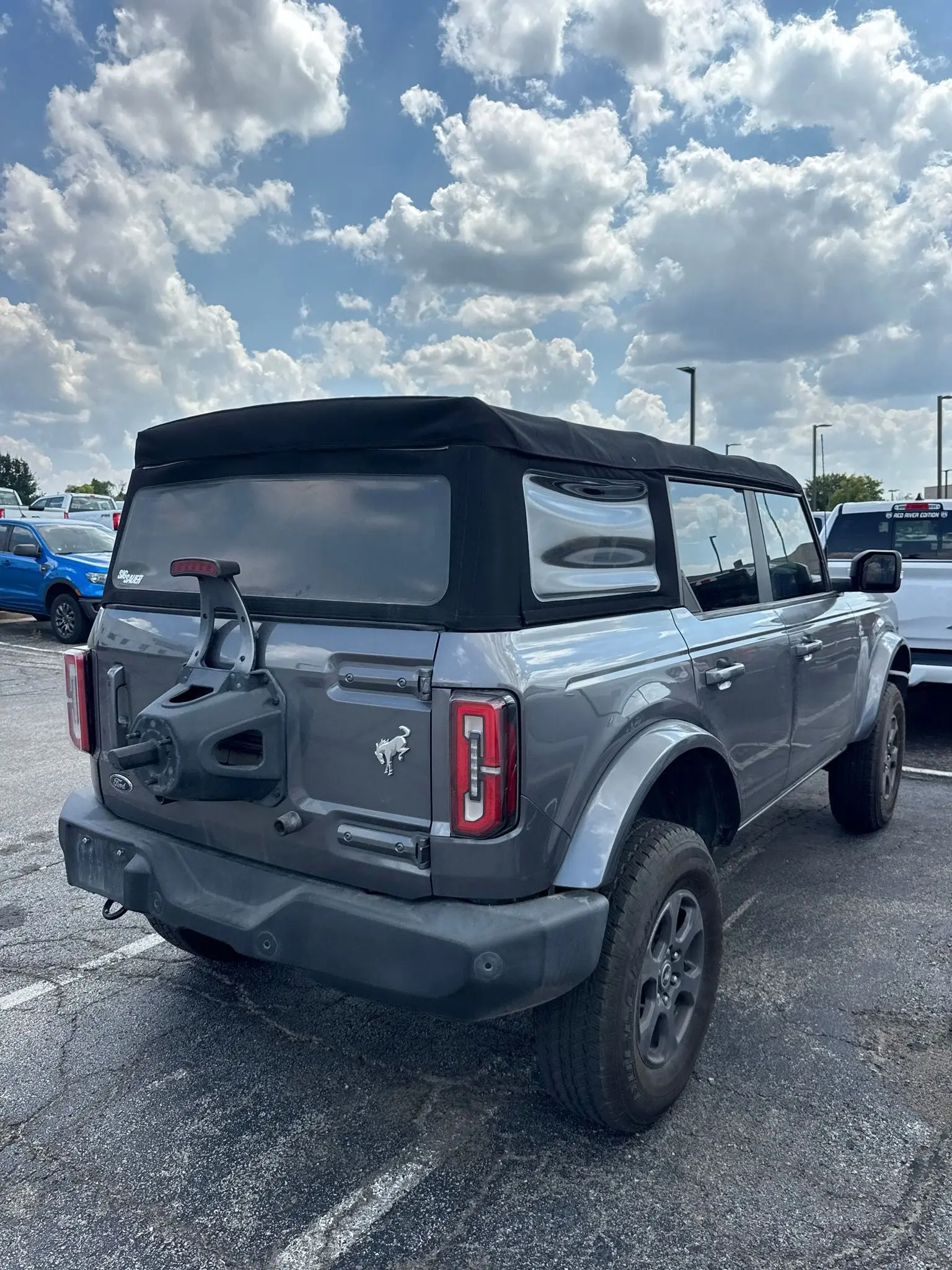 2021 Ford Bronco Outer Banks 4WD photo 3
