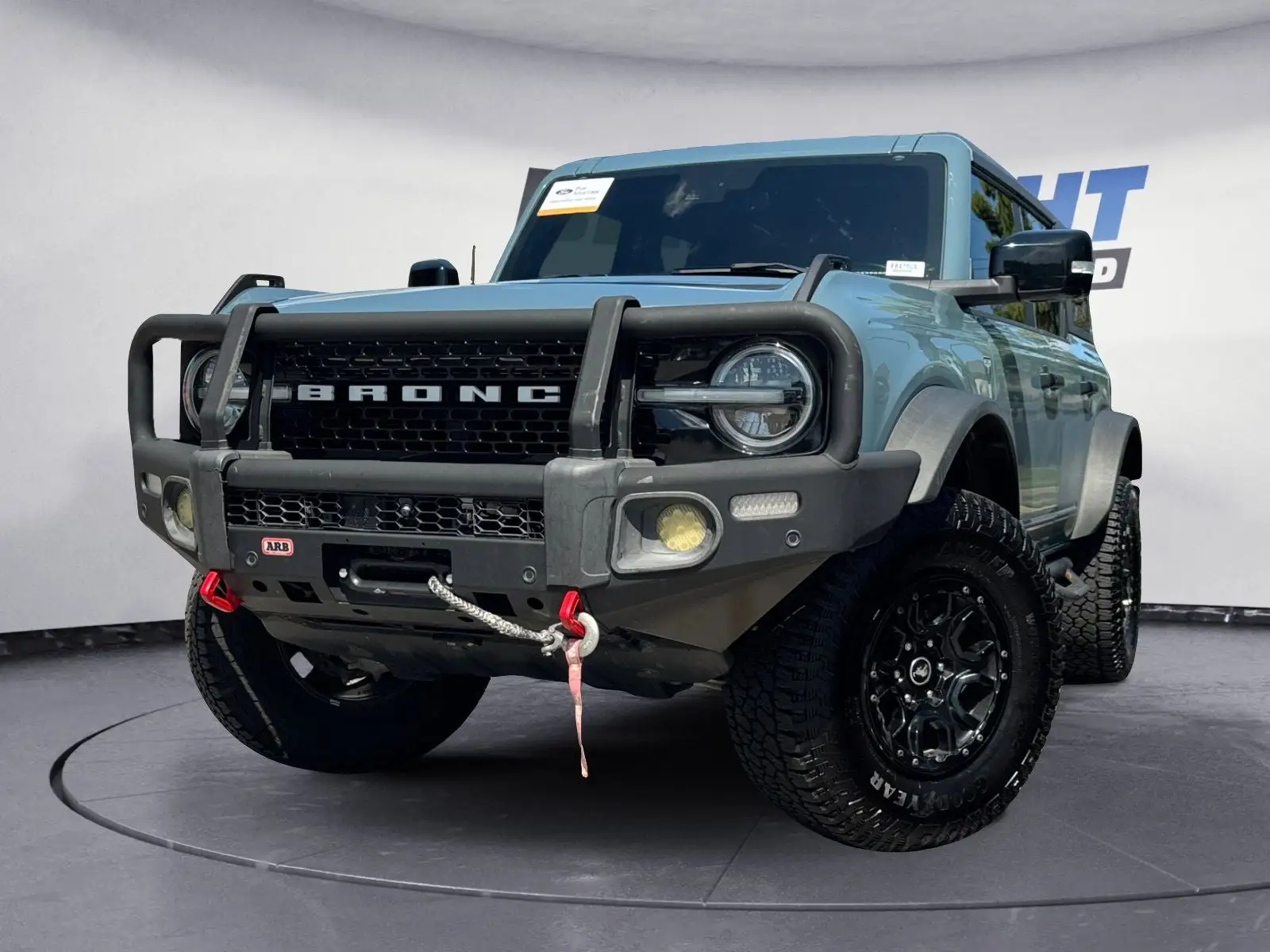 2021 Ford Bronco First Edition 4WD Advanced photo 1