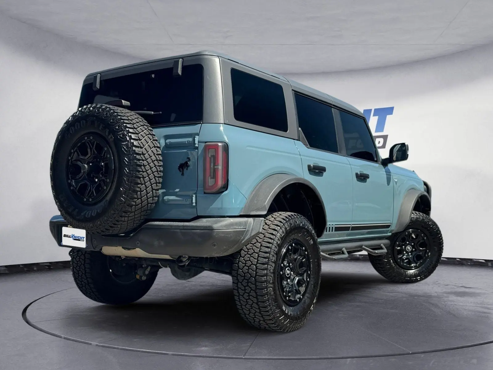 2021 Ford Bronco First Edition 4WD Advanced photo 5