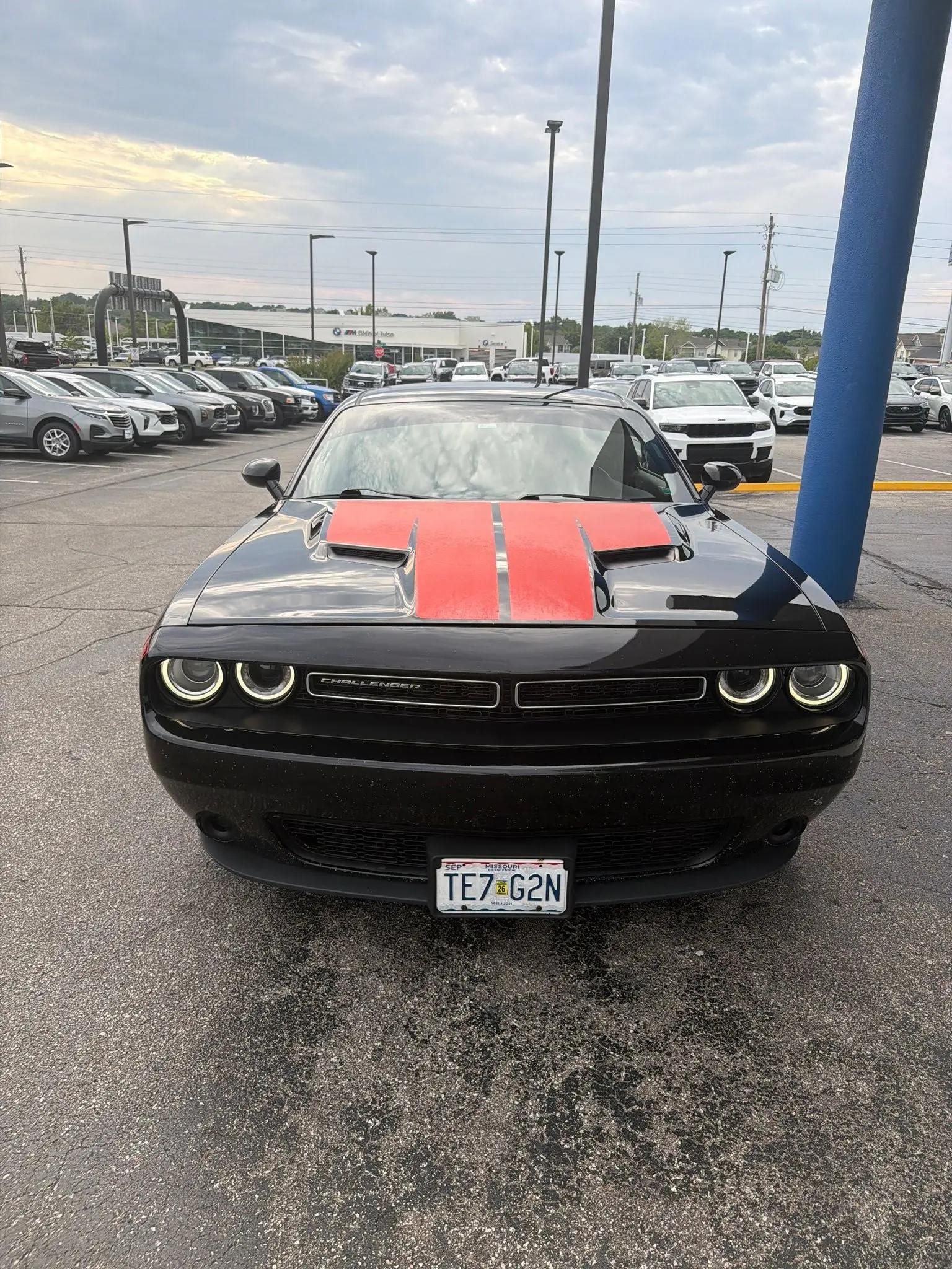 2016 Dodge Challenger SXT photo 3