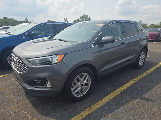 2023 Ford Edge SEL AWD's photo