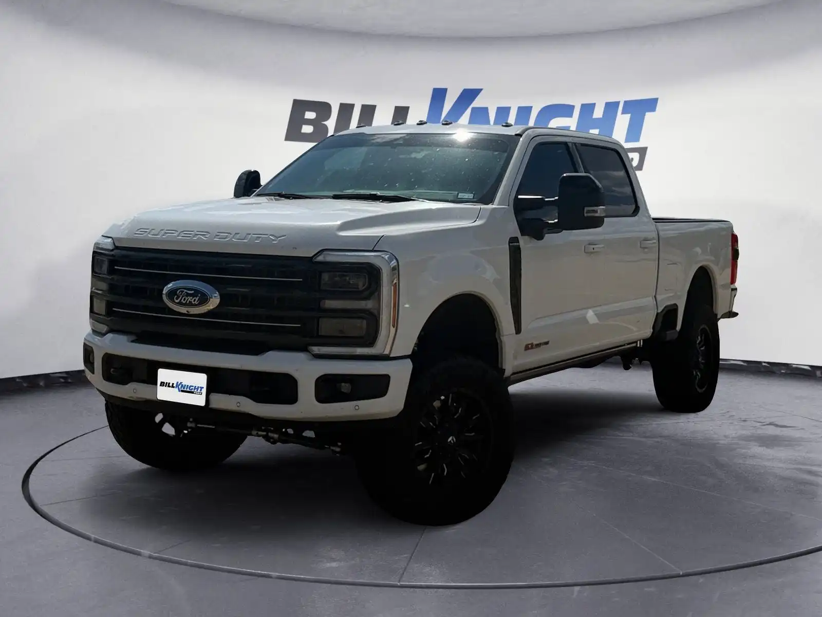 2025 Ford F-350 Platinum 4WD Crew Cab SRW 6-3/4' Box's photo