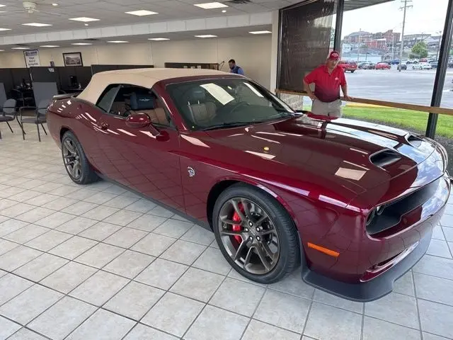 2023 Dodge Challenger SRT Hellcat Jailbreak Auto photo 3