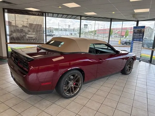 2023 Dodge Challenger SRT Hellcat Jailbreak Auto photo 5