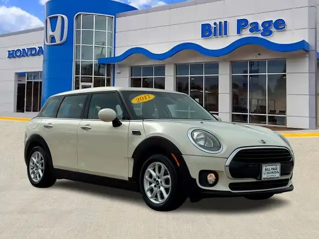 2017 MINI Clubman Cooper's photo