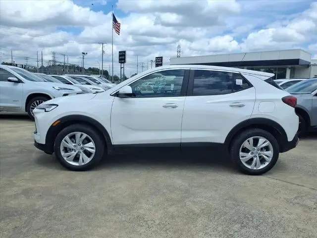 2026 Buick Encore GX Preferred photo 4
