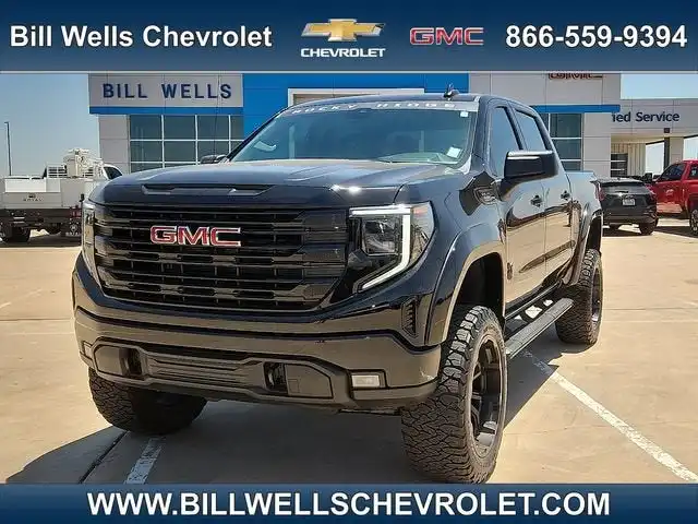2026 GMC Sierra 4WD Crew Cab Standard Box Elevation's photo