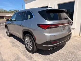 2025 Buick Enclave Preferred photo 3