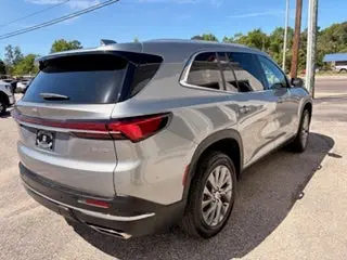 2025 Buick Enclave Preferred photo 5