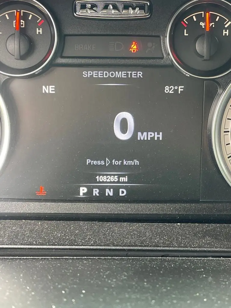 2018 RAM 1500 Lone Star Silver Crew Cab 5'7 photo 3