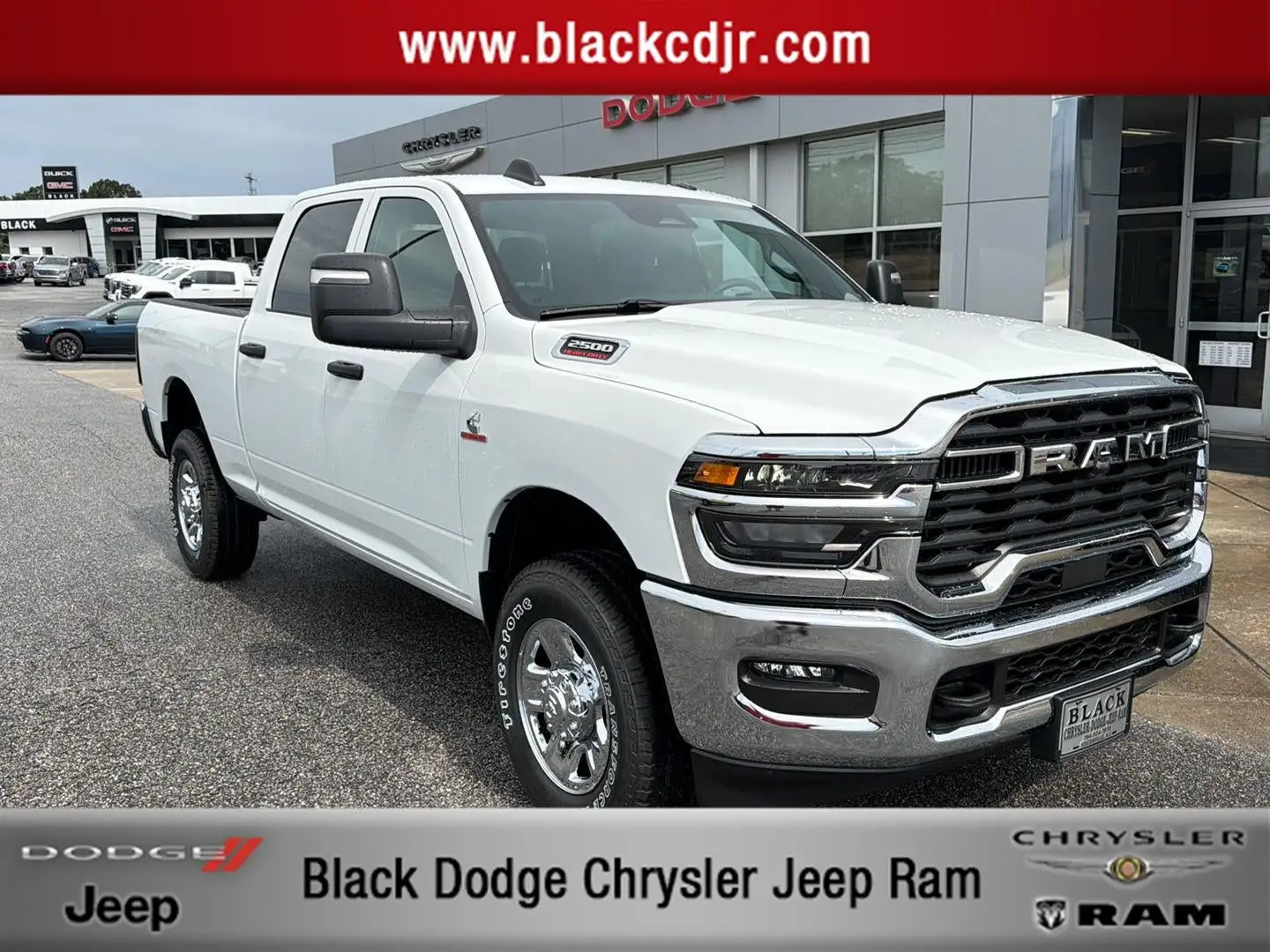 2027 RAM 2500 Tradesman 4WD Crew Cab SWB photo 1