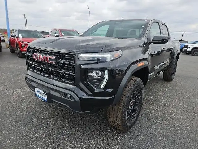 2026 GMC Canyon 2WD Elevation Crew Cab Short Box photo 1