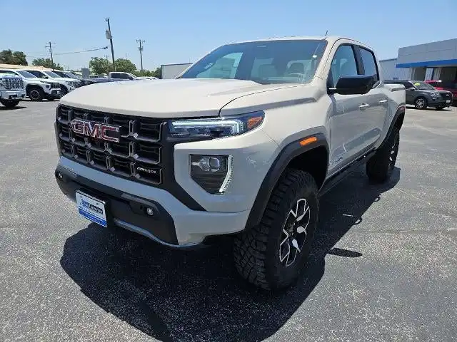 2026 GMC Canyon 4WD AT4X Crew Cab Short Box's photo