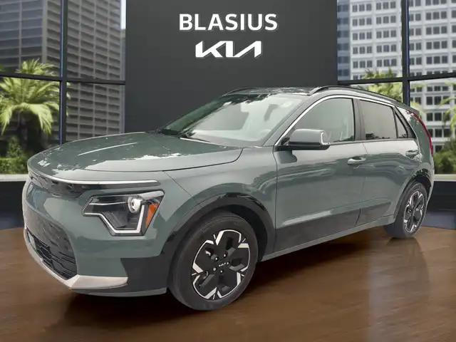 2023 Kia Niro Wind EV's photo