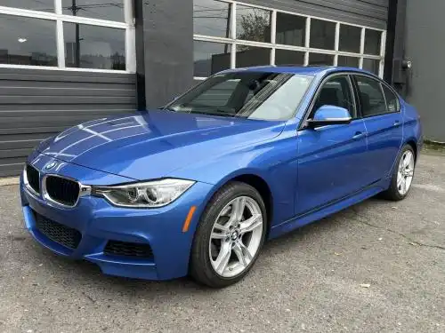 2013 BMW 3 Series 328i xDrive Sedan's photo
