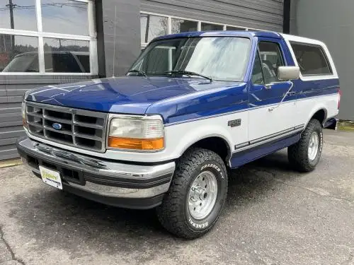 1996 Ford Bronco XLT's photo