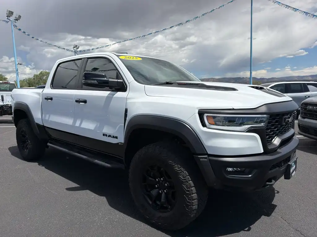 2025 RAM 1500 RHO 4x4 Crew Cab 5'7's photo